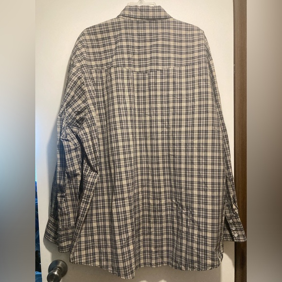 Carhartt shirt - Picture 2 of 7